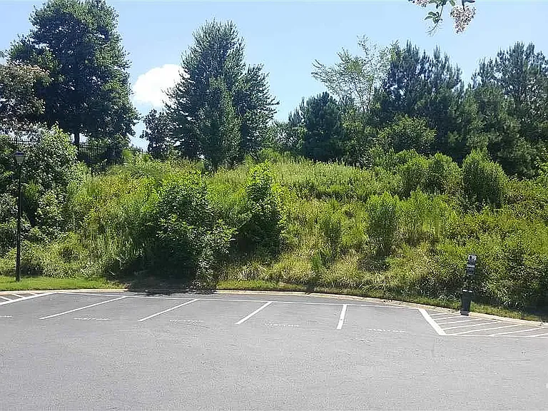 Extra parking in the front of the house