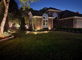 2651 Salix Cir, Naperville, IL 60564