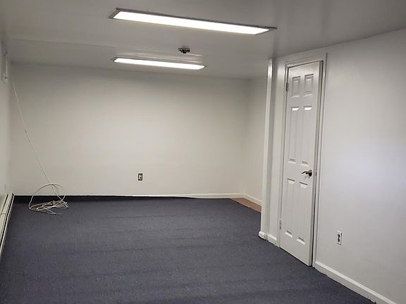 3rd image of 1936 Bath Ave Floor 1