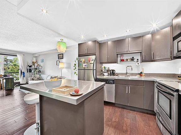 5th image of 1301 N 17th Ave NW #304