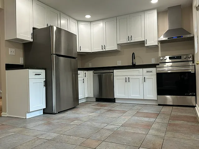 4 bed, 1775 sqft, $2,800 — Photo 4