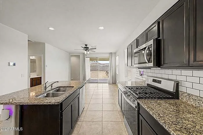 30777 W Picadilly Rd — Photo 8