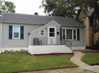 323 S Center Ave, Bradley, IL 60915