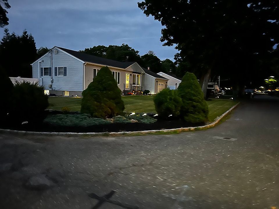 1st image of 81 Mobile St