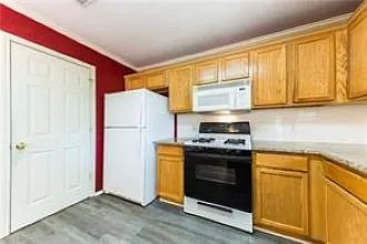 805 Chiselpoint Cv — Photo 8