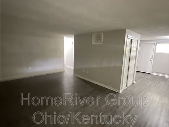 4th image of 4605 Hedgewood Dr