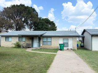 104 Sperry Ln, Red Oak, TX 75154