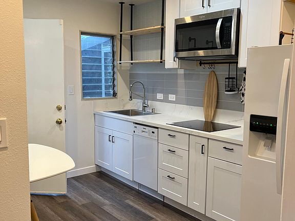 2nd image of 3310 Bevis St #2