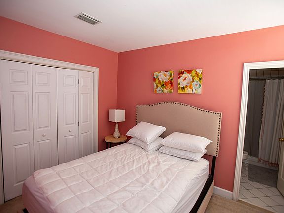 3rd image of 247 Washington St #501