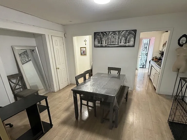 523 W 50th St #523 — Photo 14