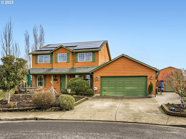 870 E 13th Ct, Lafayette, OR 97127