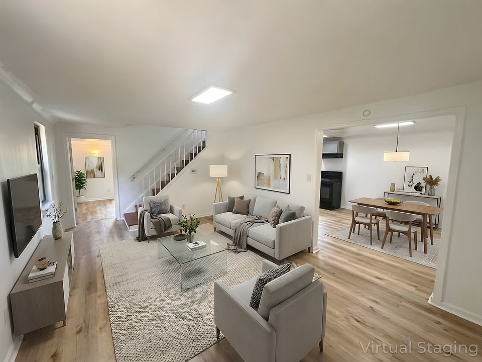 1st image of 10318 Lindberg Ave