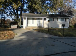 11075 Ridge Forest Ct, Saint Louis, MO 63126