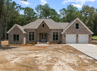 6 Shadow Ridge Dr, Laurel, MS 39443