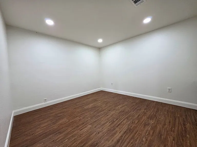 217 Adrian Dr #219 — Photo 11