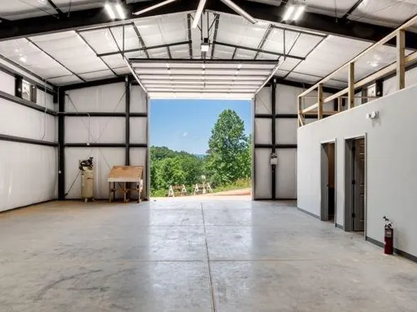 529 Calebs Way, Franklin, NC 28734