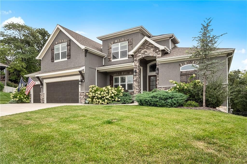 14815 NW 66th Ter, Parkville, MO 64152 | Zillow