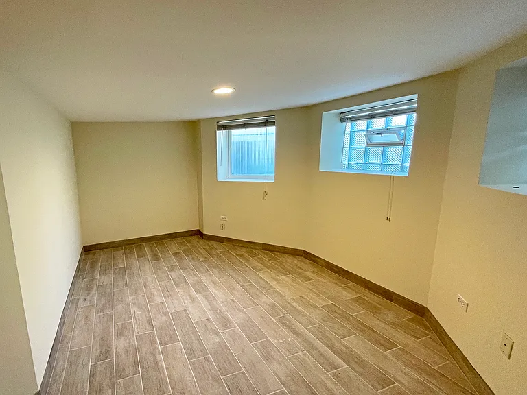 1420 W Edgewater Ave #B — Photo 13
