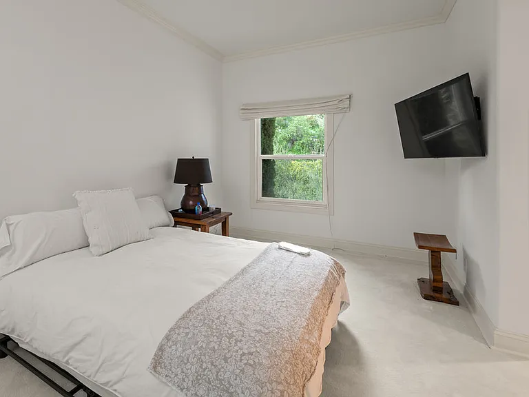 1404 Dawnridge Dr — Photo 74