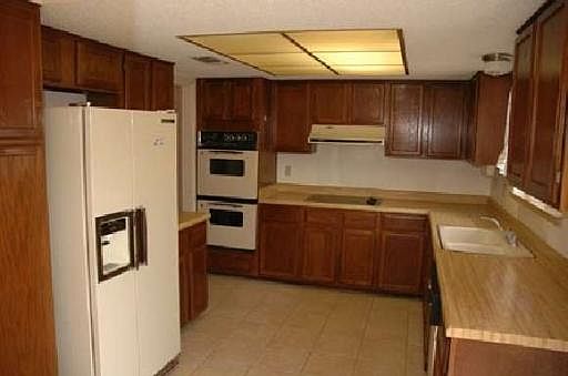 5th image of 5864 Royal Ridge Dr #0