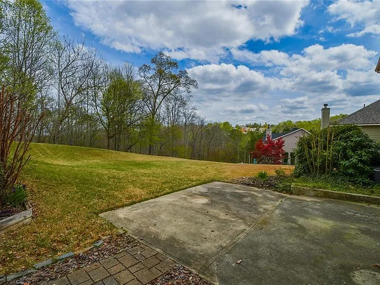 420 Rockbass Rd — Photo 6