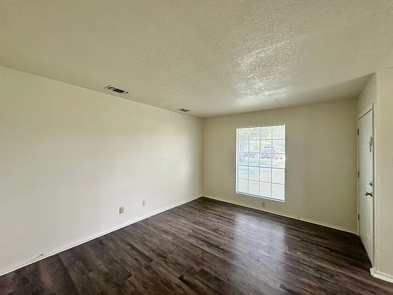 2104 N WS Young Dr — Photo 21