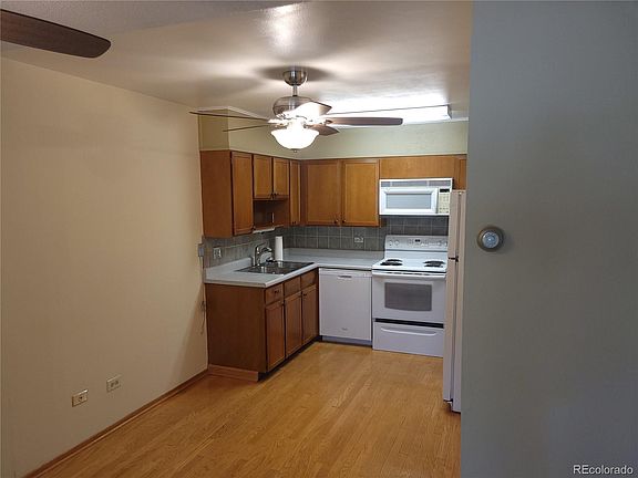 3rd image of 745 S Alton Way #8A