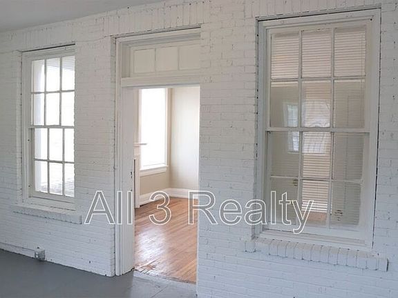 4th image of 2243 Madison Ave #A