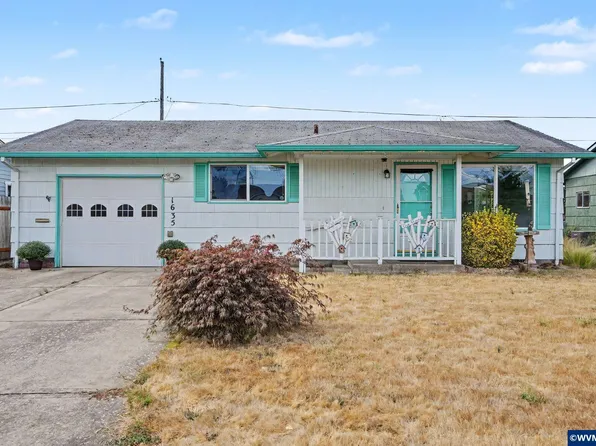 1635 Sallal Rd, Woodburn, OR 97071