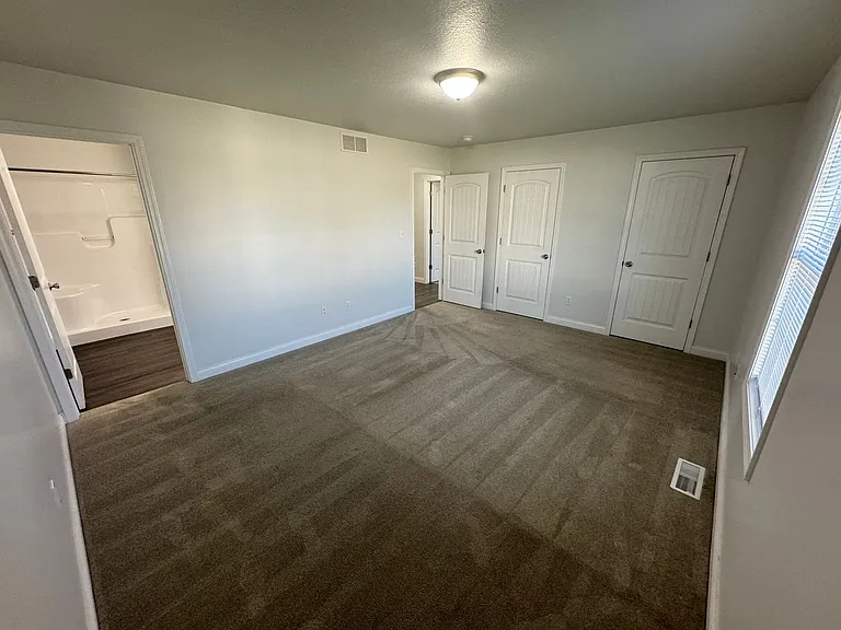 Centennial Crossing — Photo 108