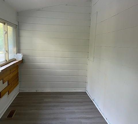 Mud room & laundry room