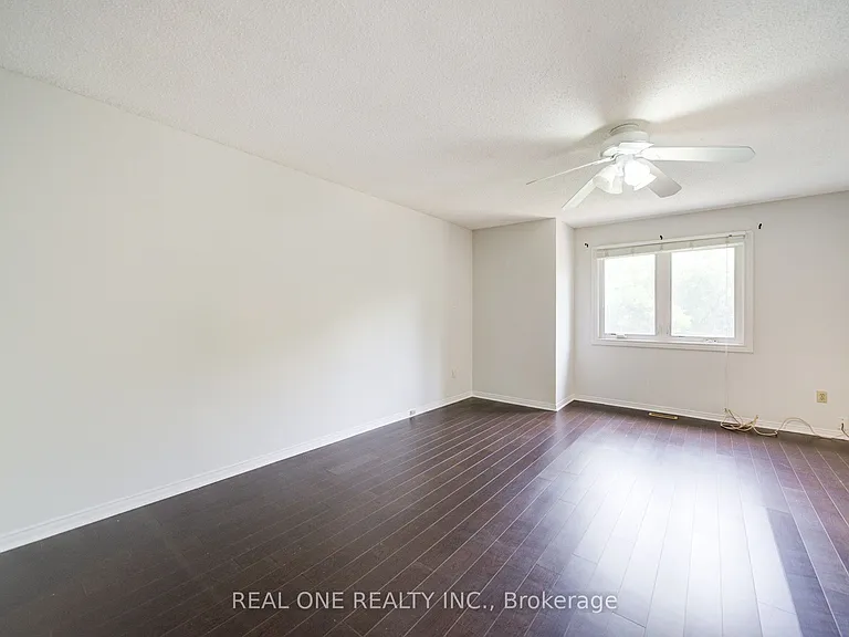 2593 Addingham Cres — Photo 20