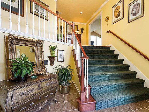 4th image of 108 Limekiln Dr