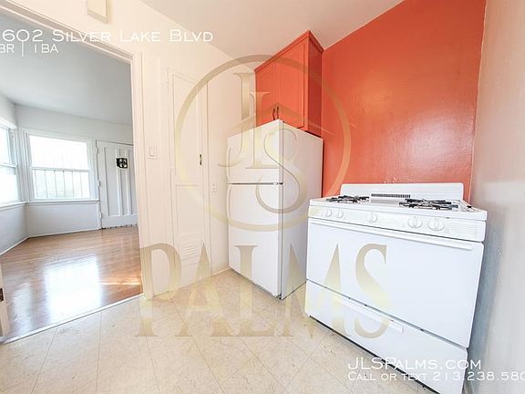 5th image of 1602 Silver Lake Blvd