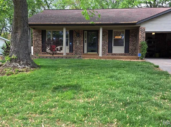 4014 Southbridge Dr, Saint Peters, MO 63376