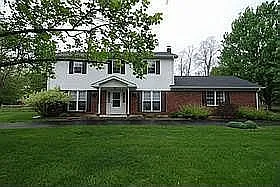 6955 Woodridge Dr photo 1