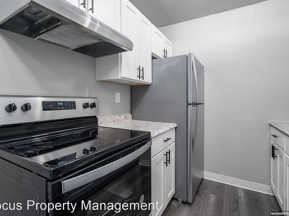 1st image of 1004 Lucerne Dr #3D