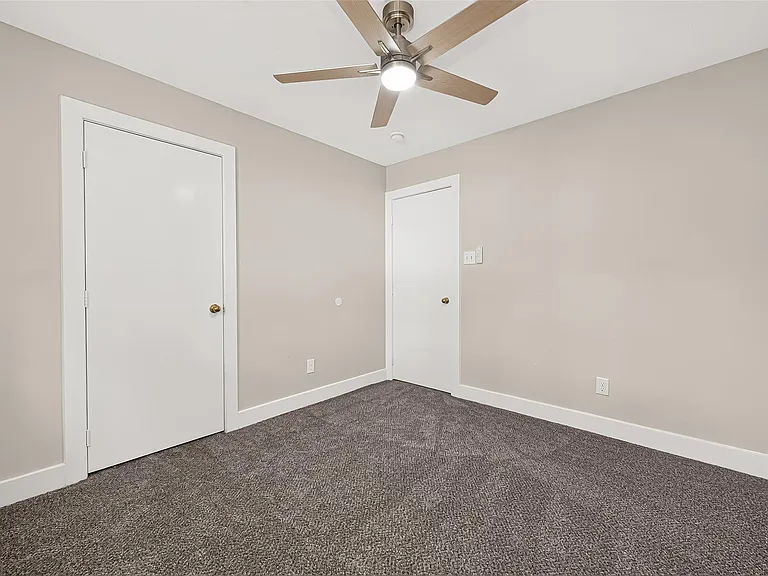 18174 Woodsdale Ct — Photo 22