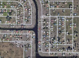 402 NW 18th Pl, Cape Coral, FL 33993