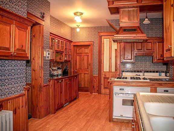 Apt A. Large kitchen.