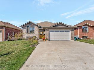 56 McIntosh Cres, Quinte West, ON K8V 0G1