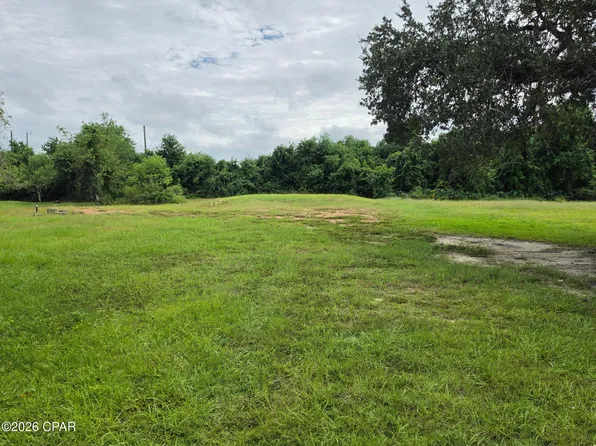 3774 Atlantis Dr, Southport, FL 32409