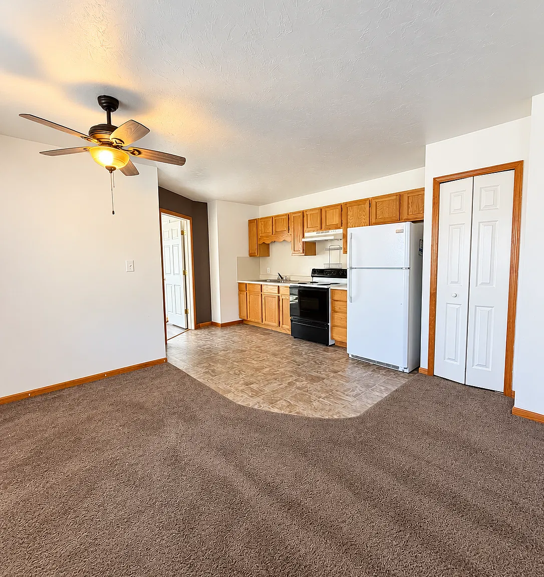 912 N State Rd — Photo 3