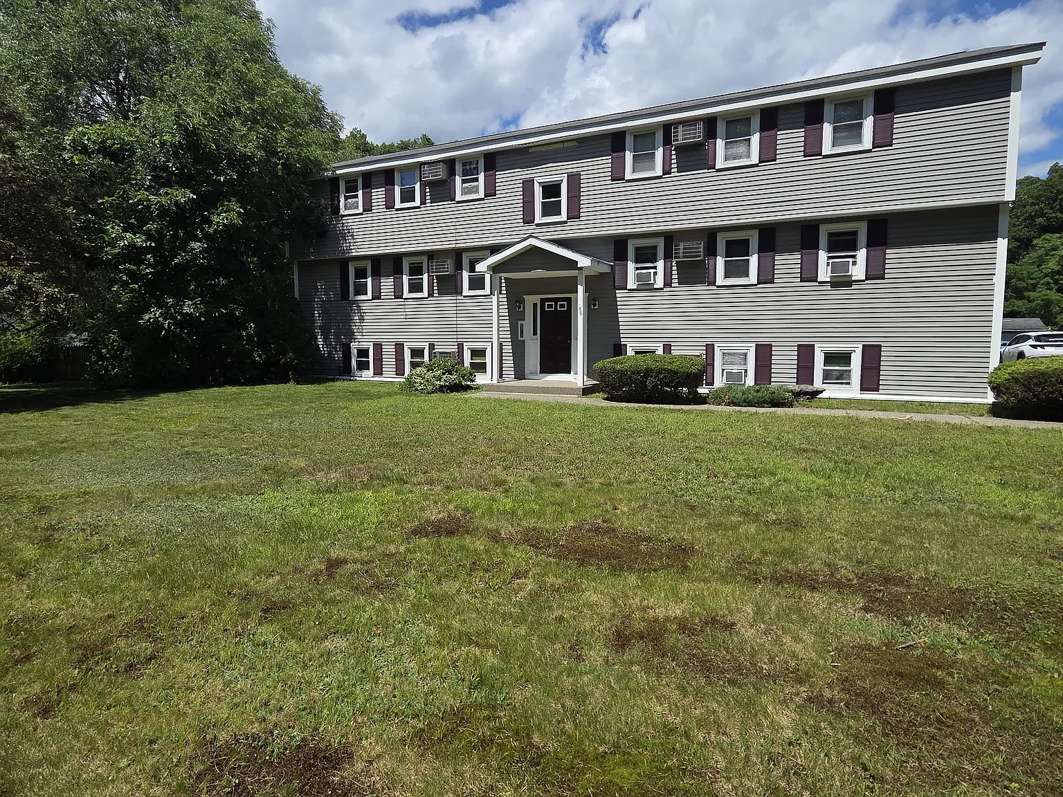 2 bed, $2,050 — Photo 1
