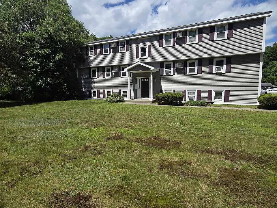 89 E Temple St #3
