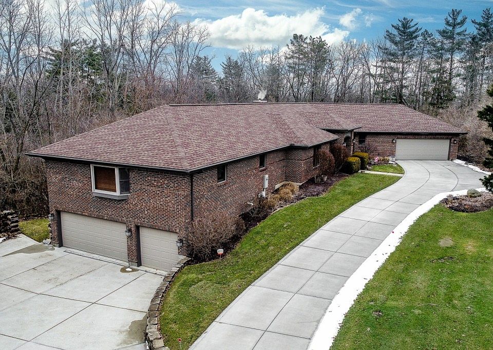 1st image of 333 Woodland Meadows Dr