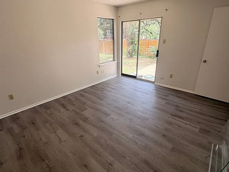 12406 Coronet St — Photo 7