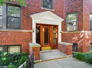 520 Sheridan Rd APT 1B, Evanston, IL 60202