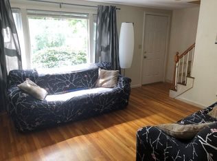 10 Kilby Dr, Woburn, MA 01801