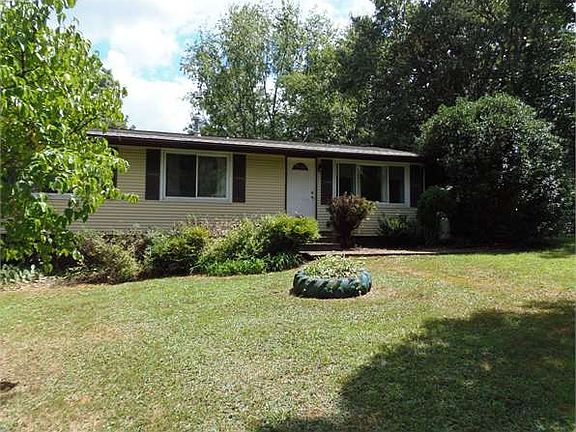 2nd image of 12247 Fox Den Ln